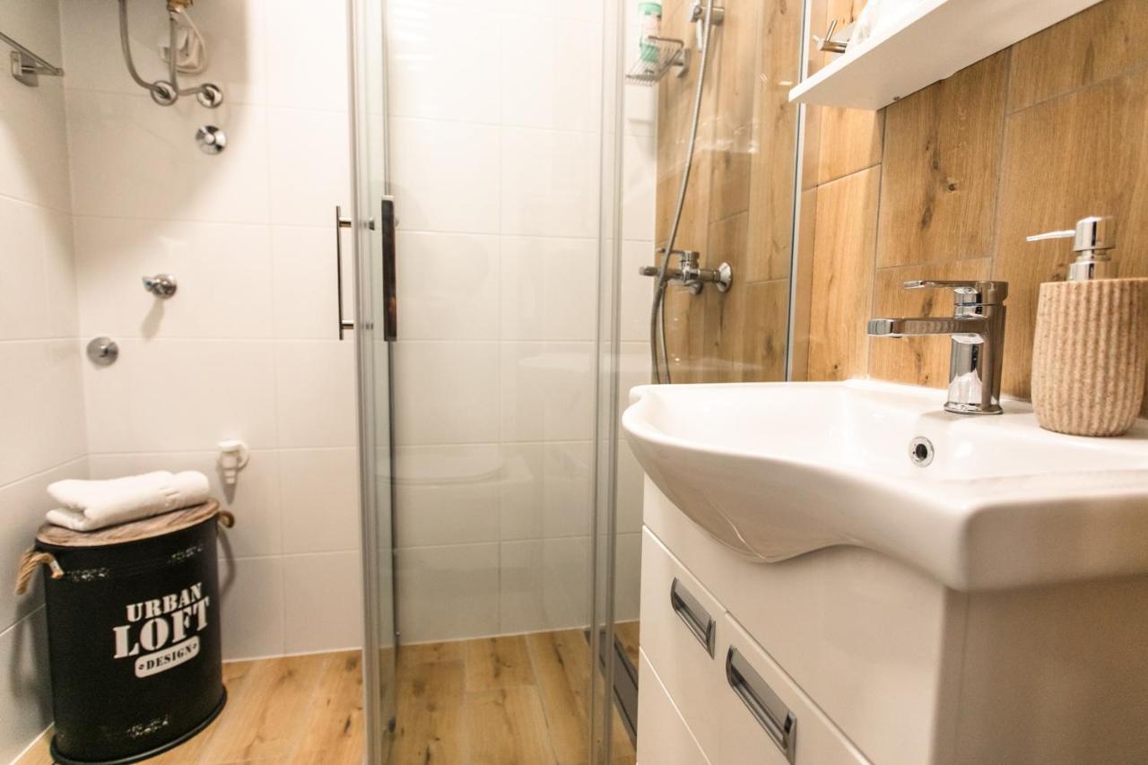 Room Jacuzzi “Athena” Subotica Bagian luar foto